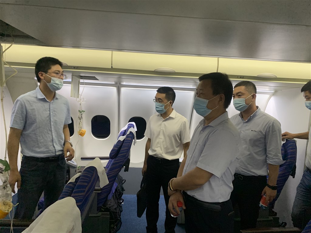 检查实训航空舱.jpg