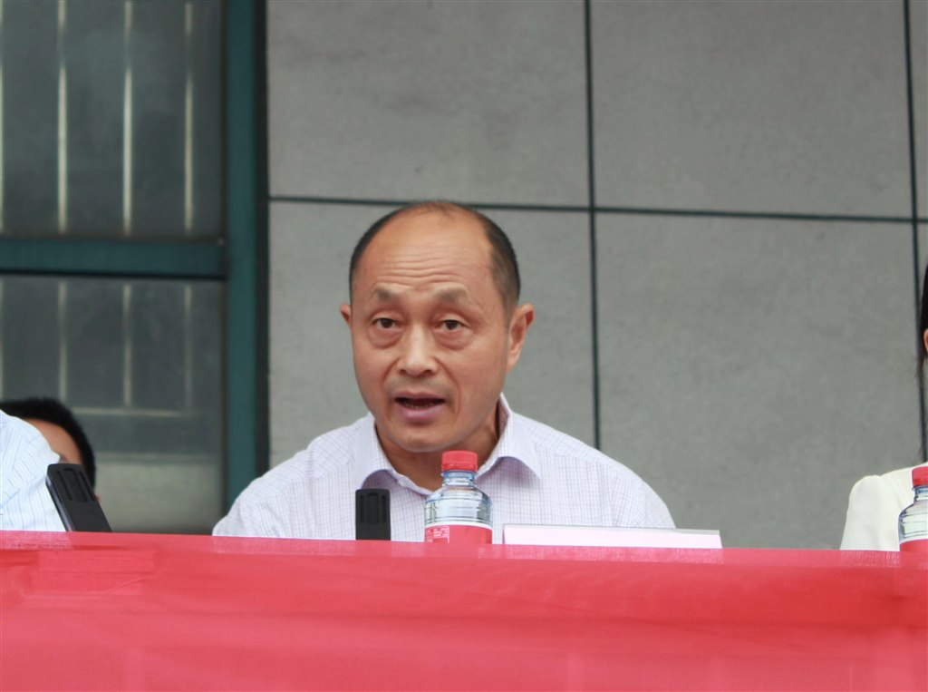 4执行校长孙利兵作军训动员讲话.jpg