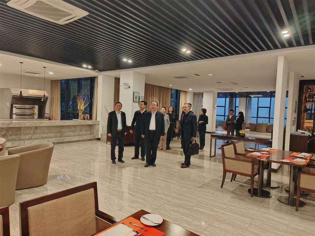 中瑞 实训室.jpg
