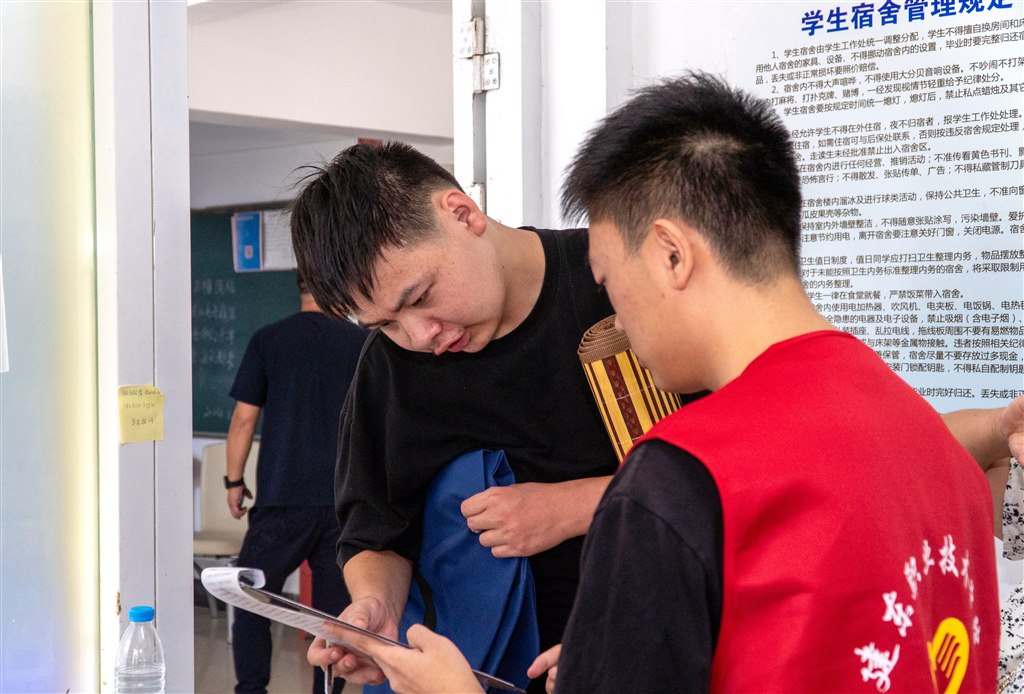 志愿者服务2.jpg