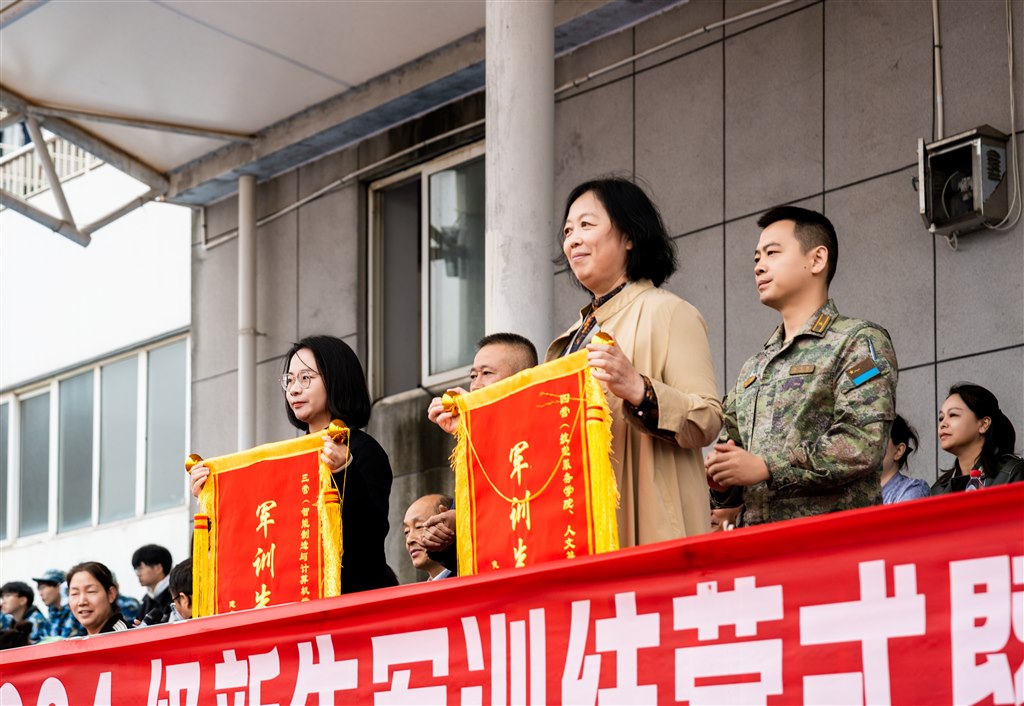 先进二级学院.jpg