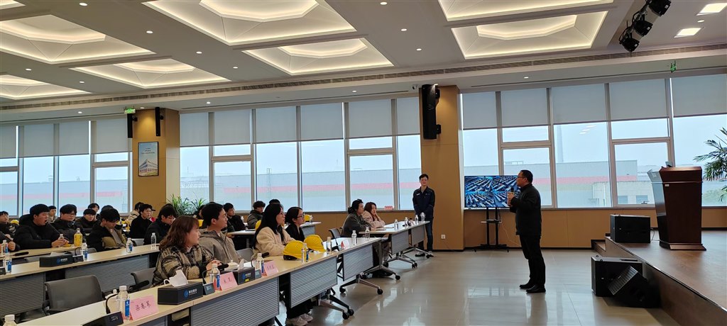 77b0c759a448992b5eecf46399eeac51.jpg 77b0c759a448992b5eecf46399eeac51.jpg