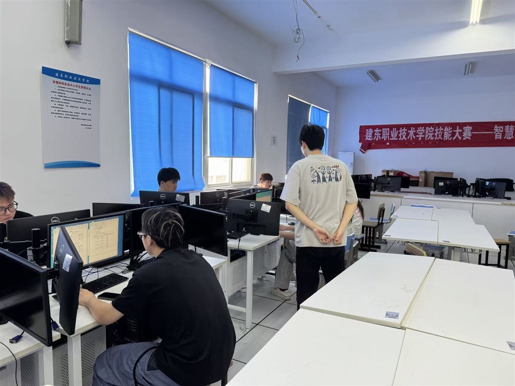 图片2.jpg 图片2.jpg
