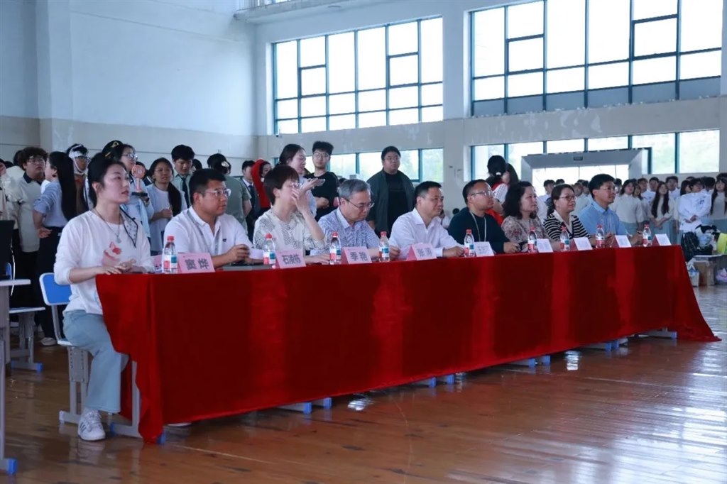 评委.jpg